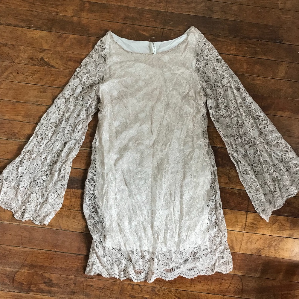 AUDREY Short Lace Dress with Bell Sleeve